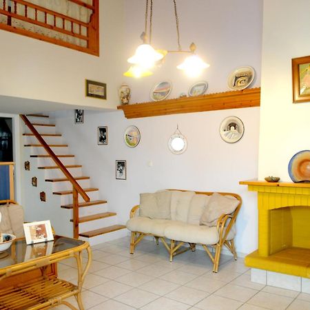 Crisio Studios Skyros Esterno foto